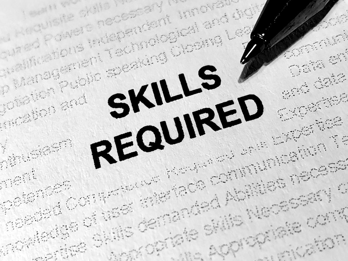 호빠-알바를-위해-필요한-자격-조건이나-기술은-무엇인가요